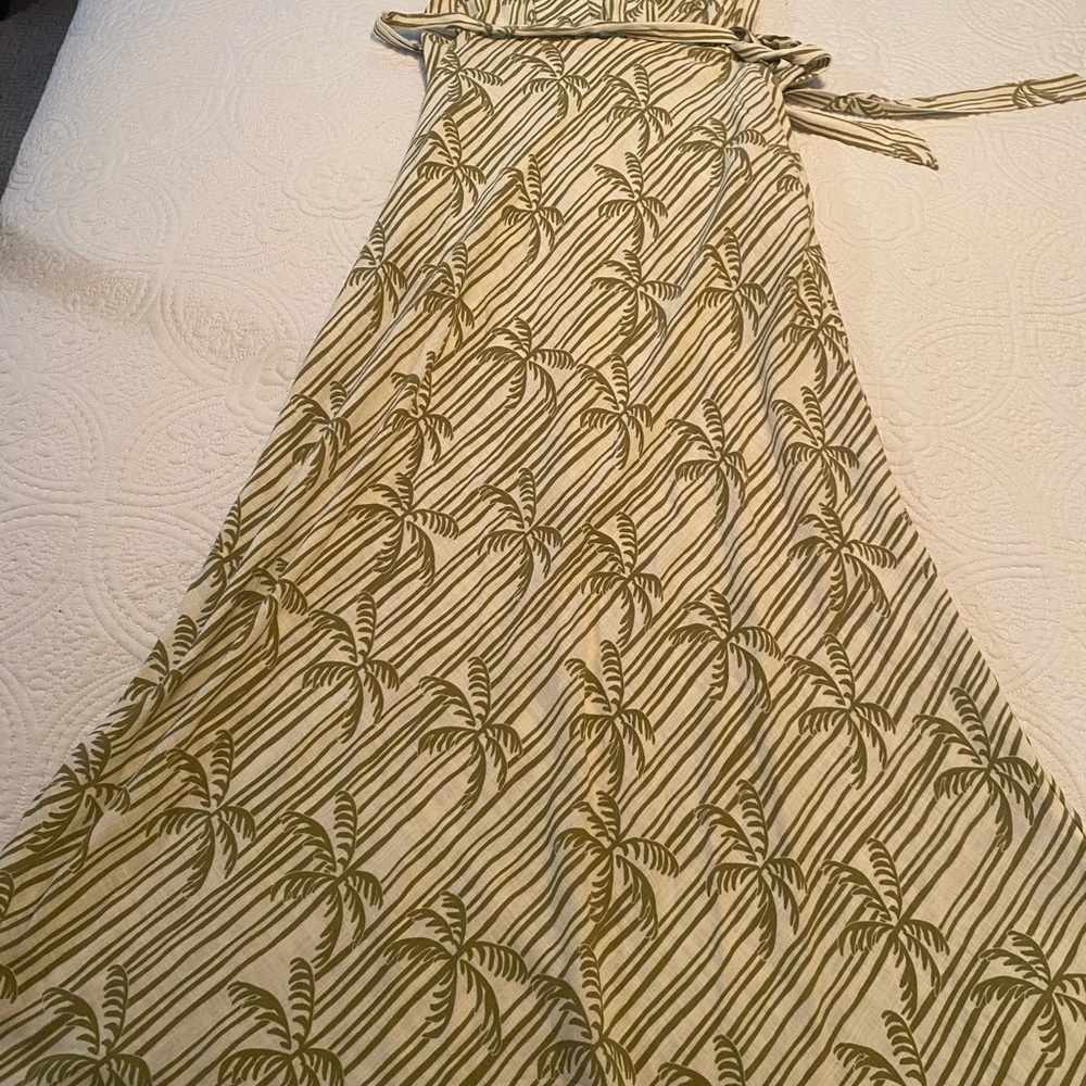 Elegant Green Leaf Print Maxi Dress